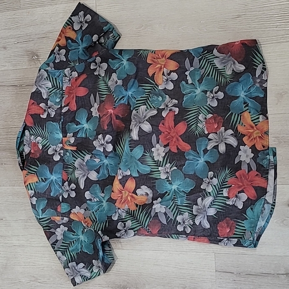 O'Neill Men's Classic Fit Medium Button Down Floral Shirt - Picture 4 of 4